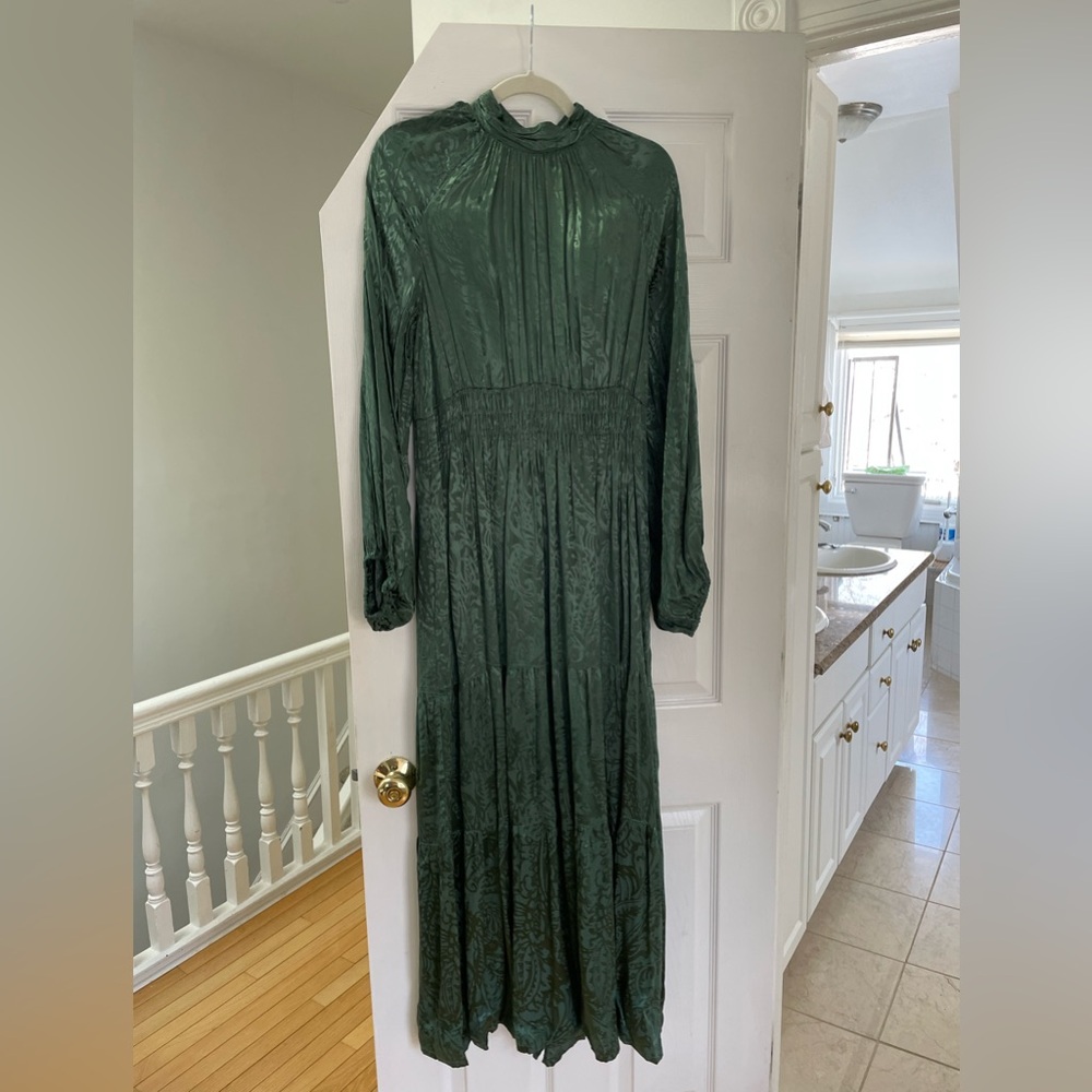 Smocked Waist Forest Green Maxi Dress with Bishop Sleeves - no tag - Picture 3 of 5